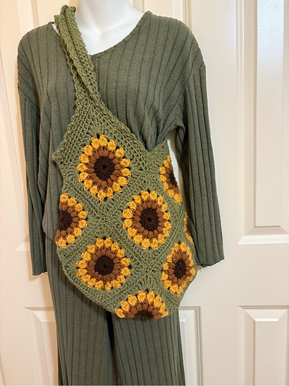 Handmade Olive Green Crochet Sunflower Crossbody Bag, NEW!